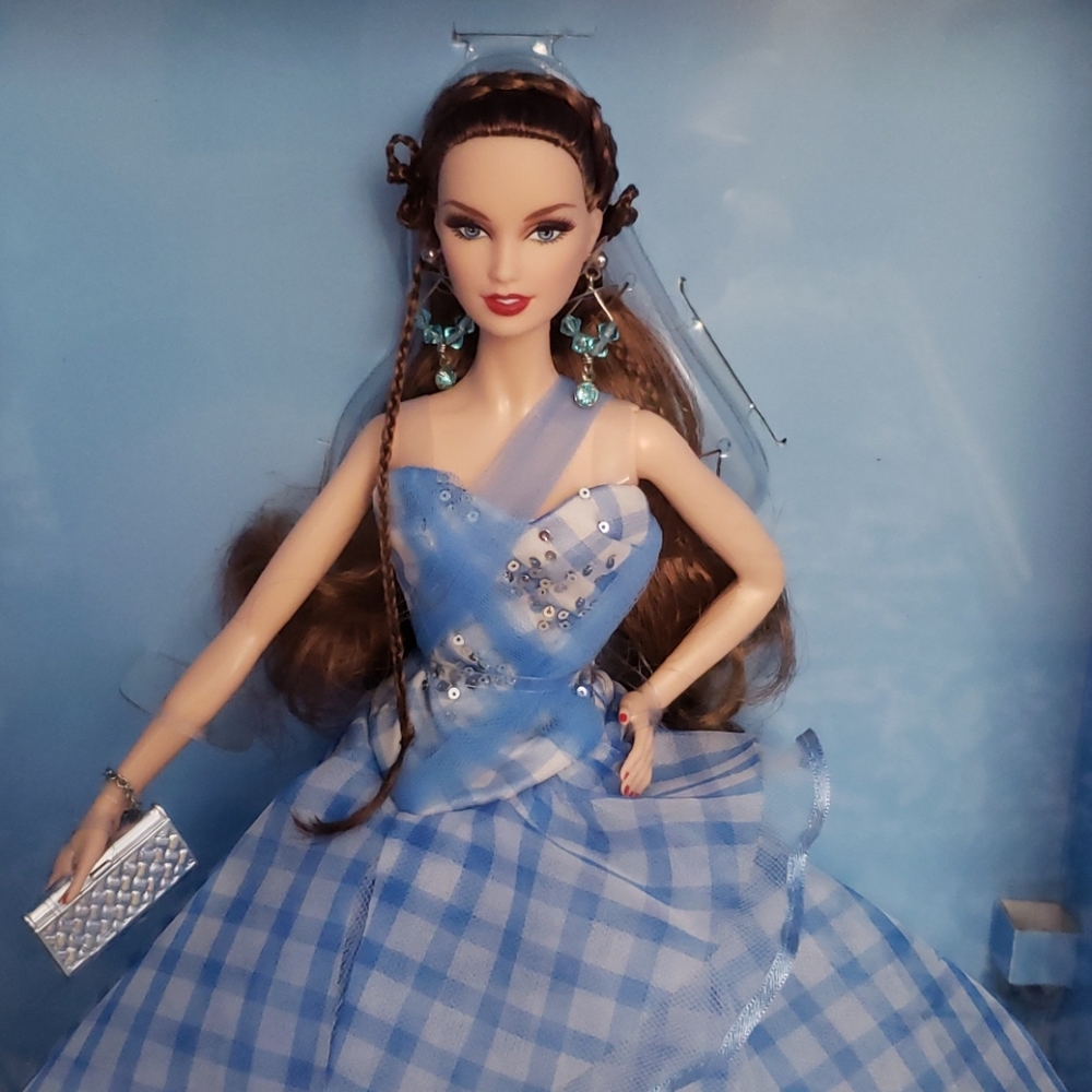 New! Barbie the wizard of oz - Dorothy